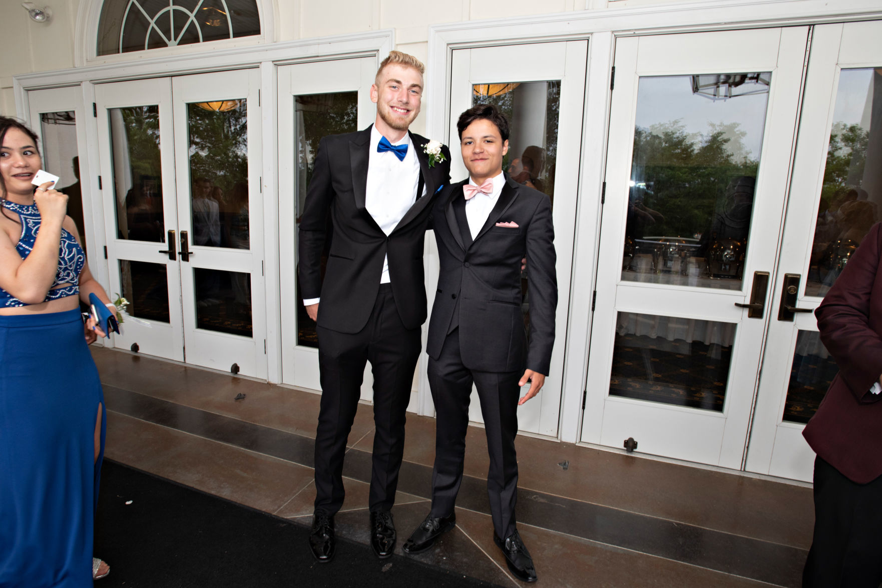 060819_gal_barnegatProm